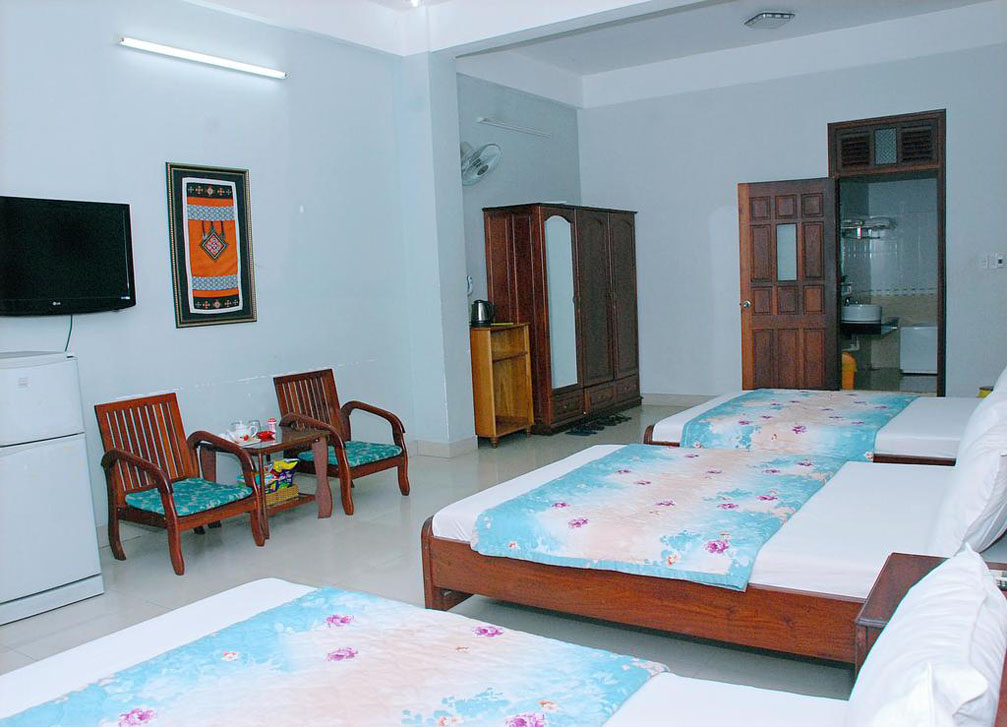 Phòng ngủ khách sạn Thành Thu Kon Tum