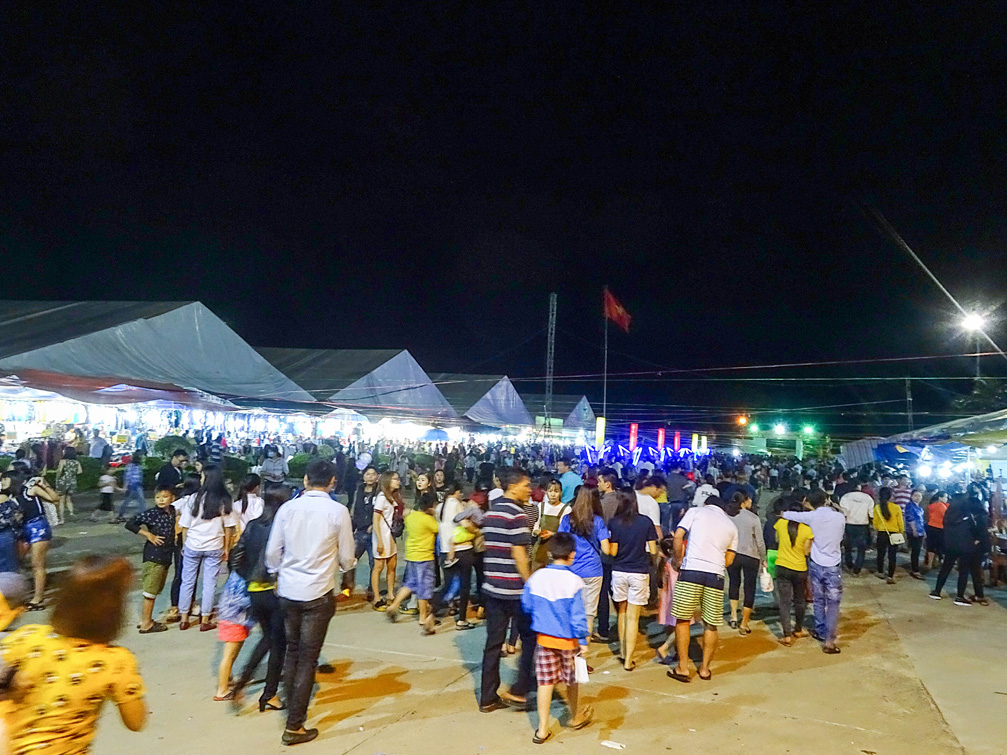 Hội chợ Kon Tum 2017