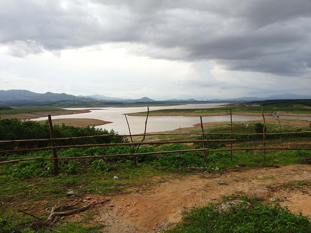 Chi nhánh sông Sê san, Pô Kô chảy qua Kon Tum