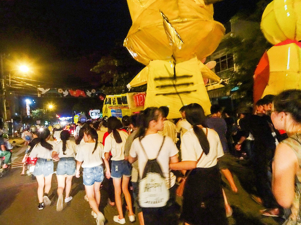 Pictures of Kon Tum Mid Autumn Festival in Vietnam 2016